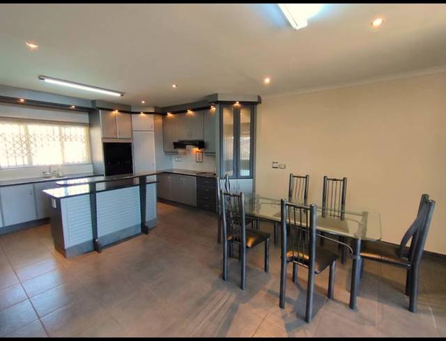 4 BEDROOM HOUSE FOR SALE IN DESAINAGAR